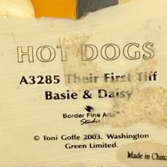 Hot Dogs Figurine by Toni Goffe "Their First Tiff" Basie & Daisy - Read - Picture 7 of 7